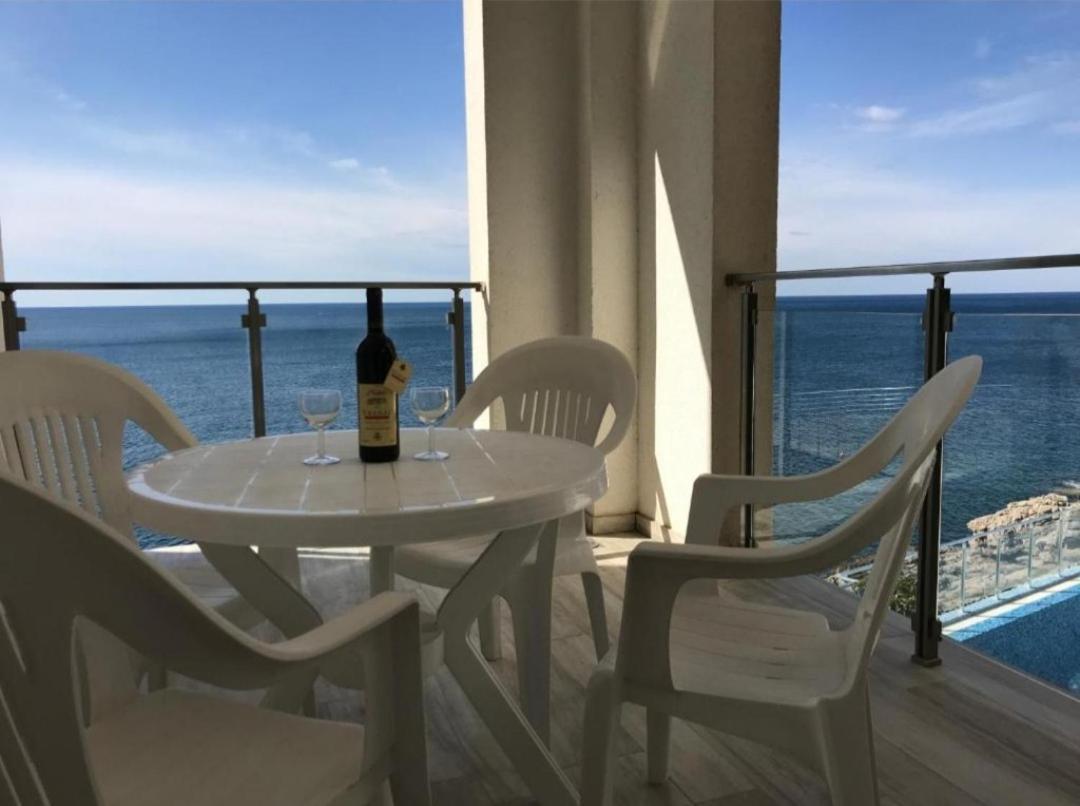 Paradise Beachfront View 1 Бар Экстерьер фото