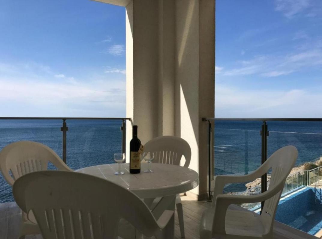 Paradise Beachfront View 1 Бар Экстерьер фото
