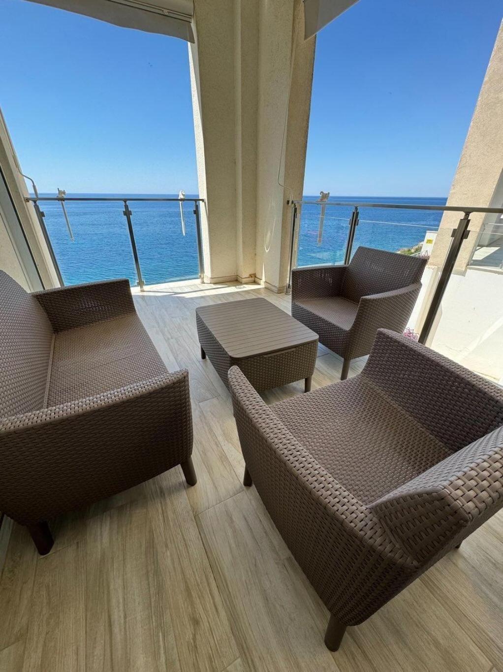 Paradise Beachfront View 1 Бар Экстерьер фото