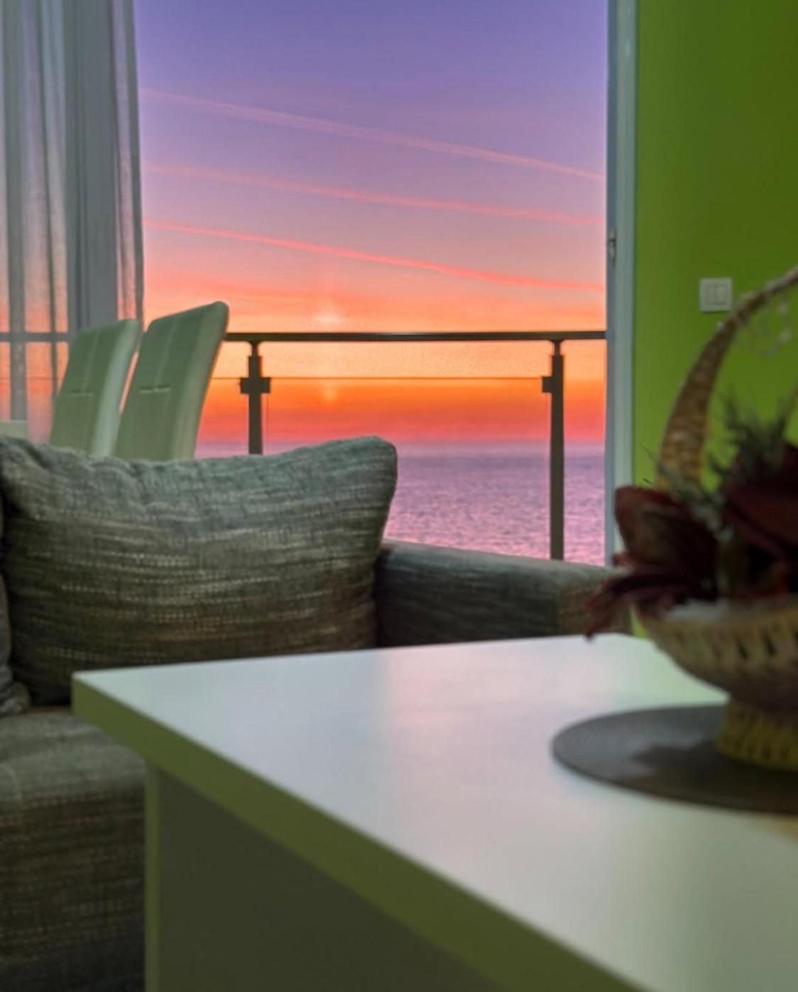 Paradise Beachfront View 1 Бар Экстерьер фото